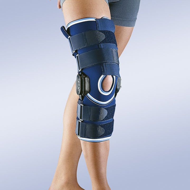 NEOPRENE KNEE SUPPORT FOR FLEXION-EXTENSION CONTROL