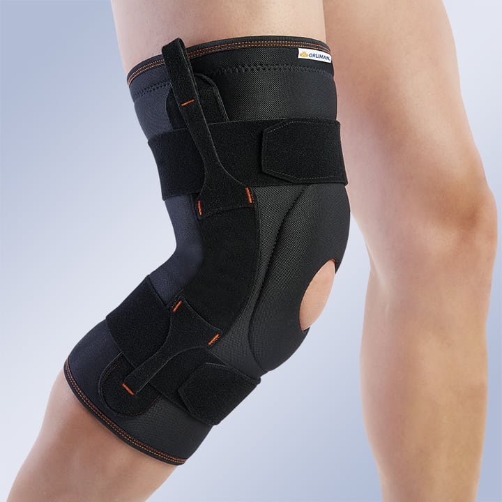 KNEE BRACE WITH POLYCENTRIC JOINTS