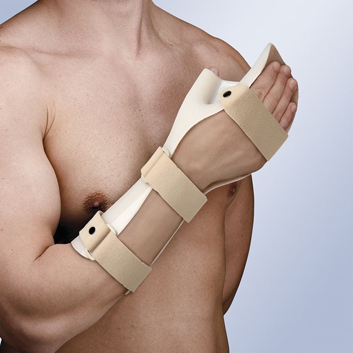 FUNCTIONAL POSITION HAND IMMOBILISATION SPLINT WITH THUMB IN OPPOSITION